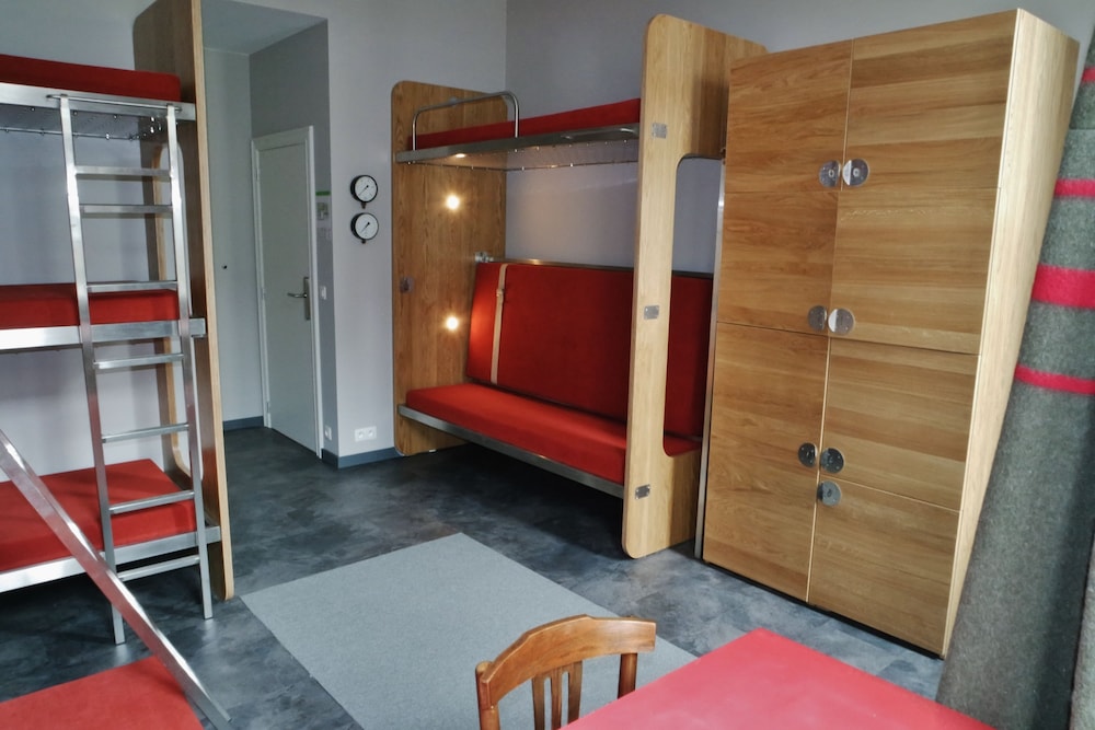 Train Hostel