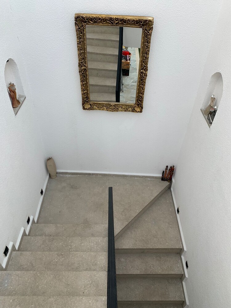 Photo 34