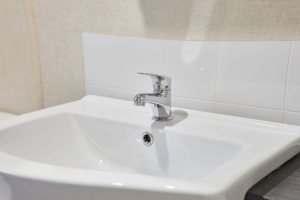 Host Stay Bluebell Lodge