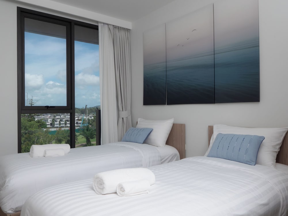 Laguna SkyPark new brand apartments