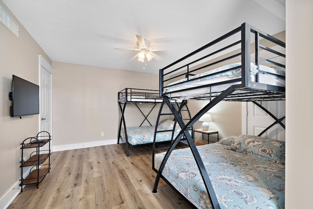 Bay Vista by Ryson Vacation Rentals