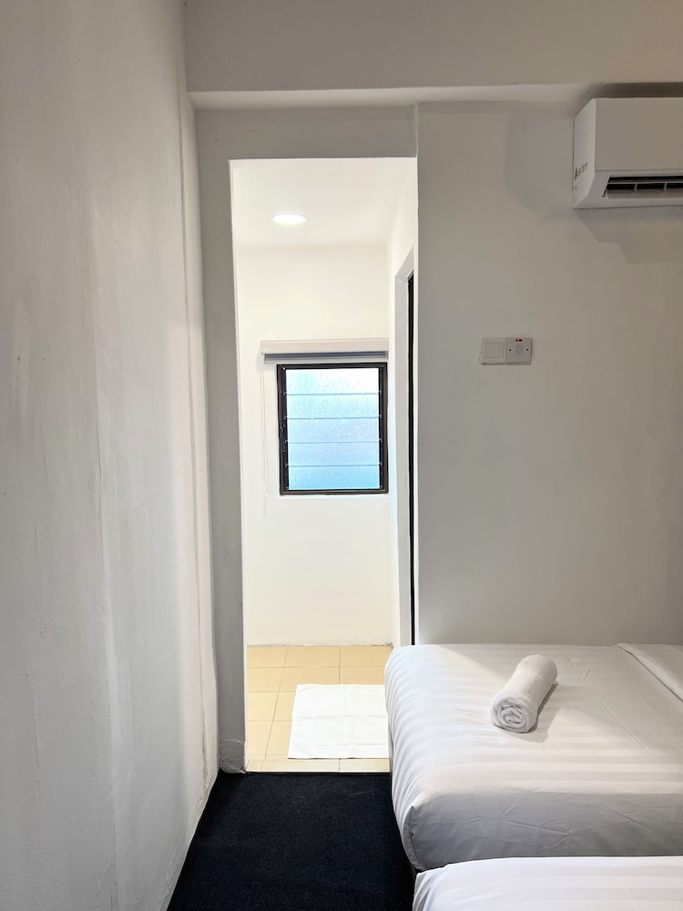 Quee Hotel