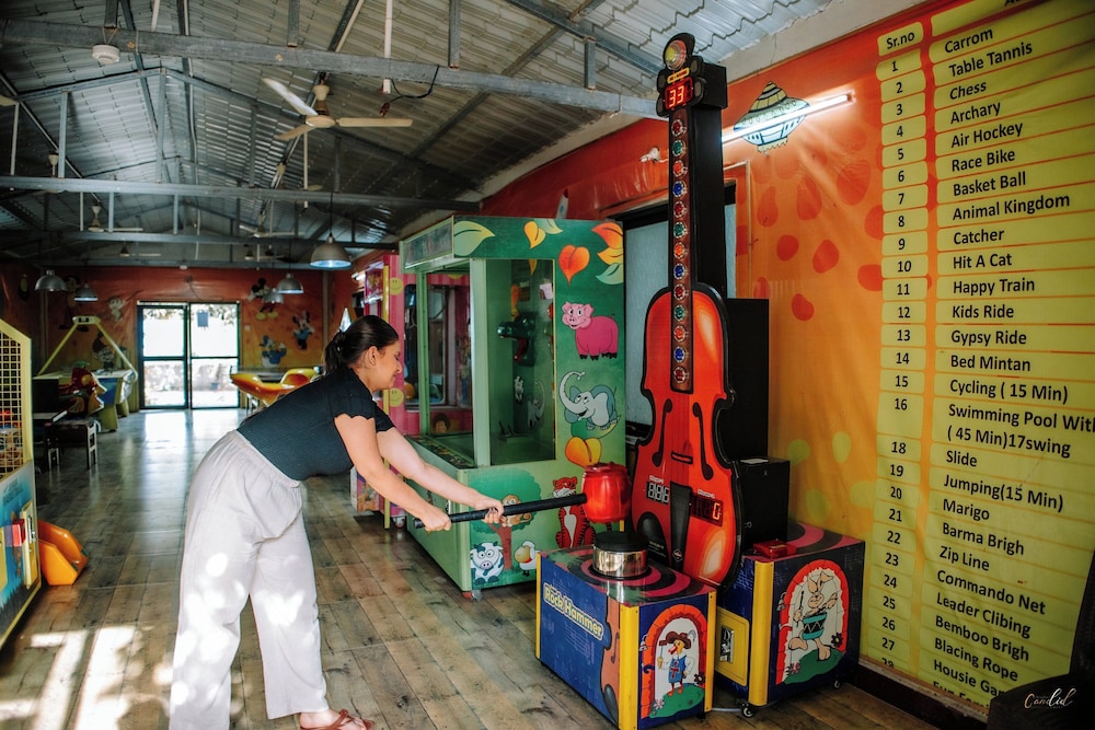 Daksh Resort And Amusement Park