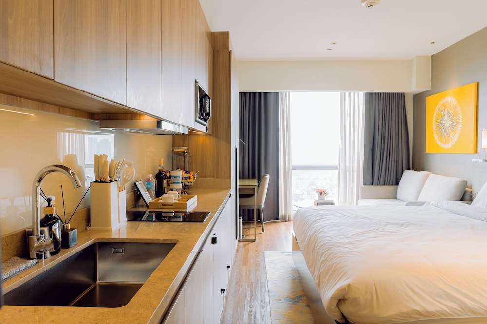 Hotel Residences at Acqua