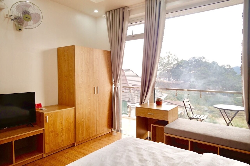 Elysian Homestay - Hostel view 4