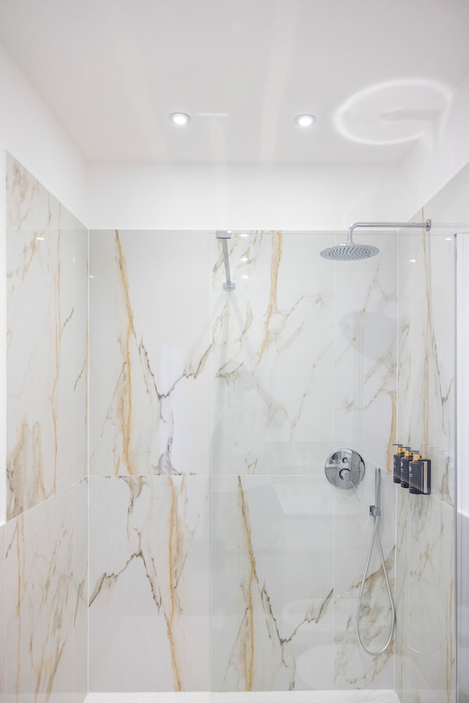 Vatican Pertusa Luxury Suites