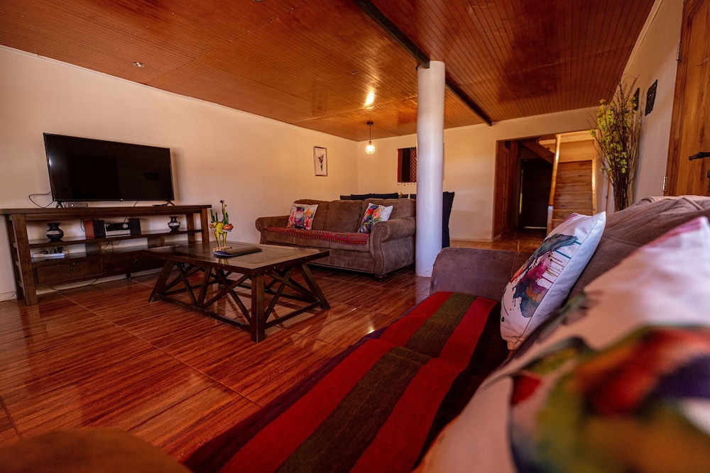 Casa Sutar 6