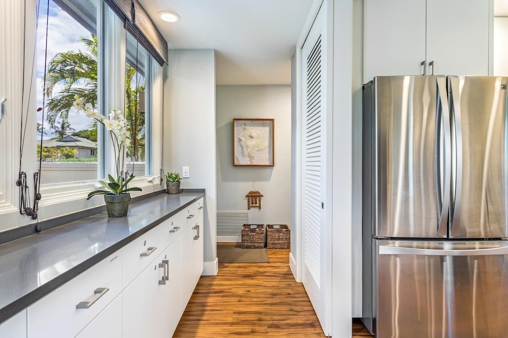 Gorgeous Hawaii Unit Sleeps 6! Access to Fitness and Tennis - Vrkcv