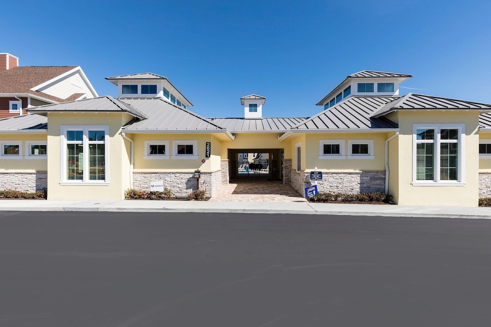 4 BR 4 BA Full Kitchen A C 5min Disneyworld
