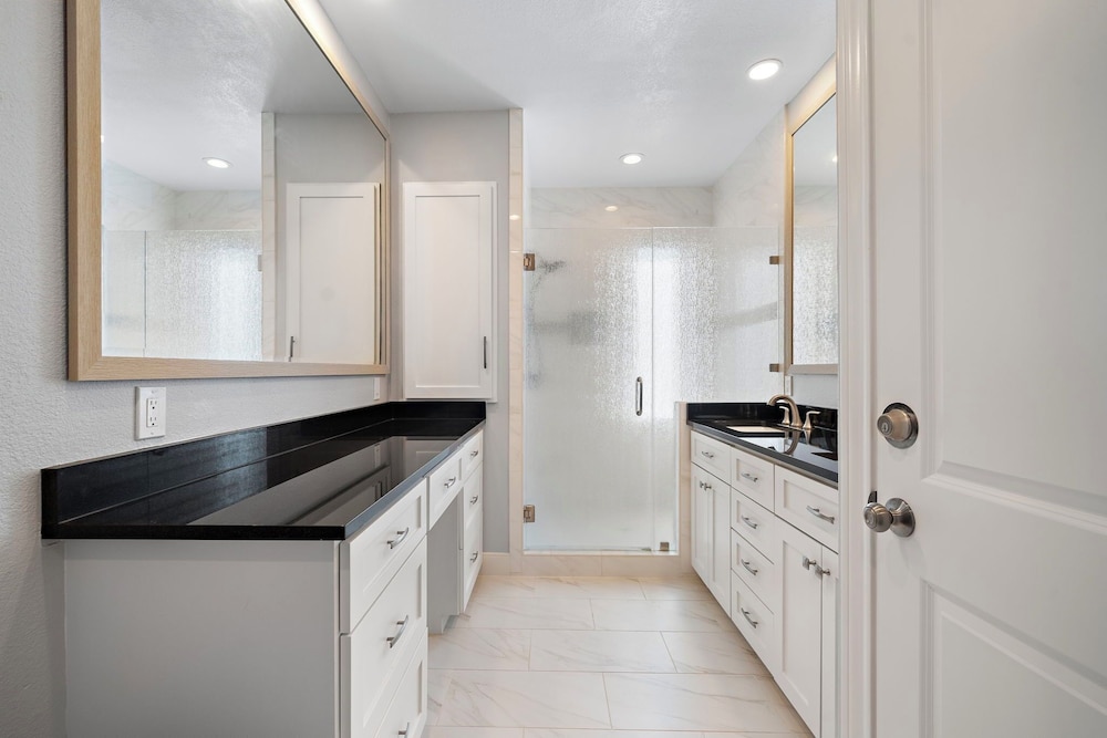Sandcastle by Ryson Vacation Rentals