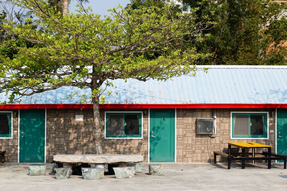 Kenting Dajianshan Wilderness Bungalow