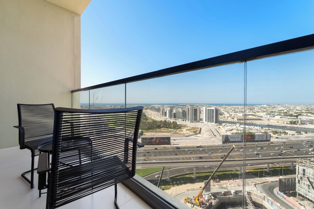 Silkhaus Aykon City Towers