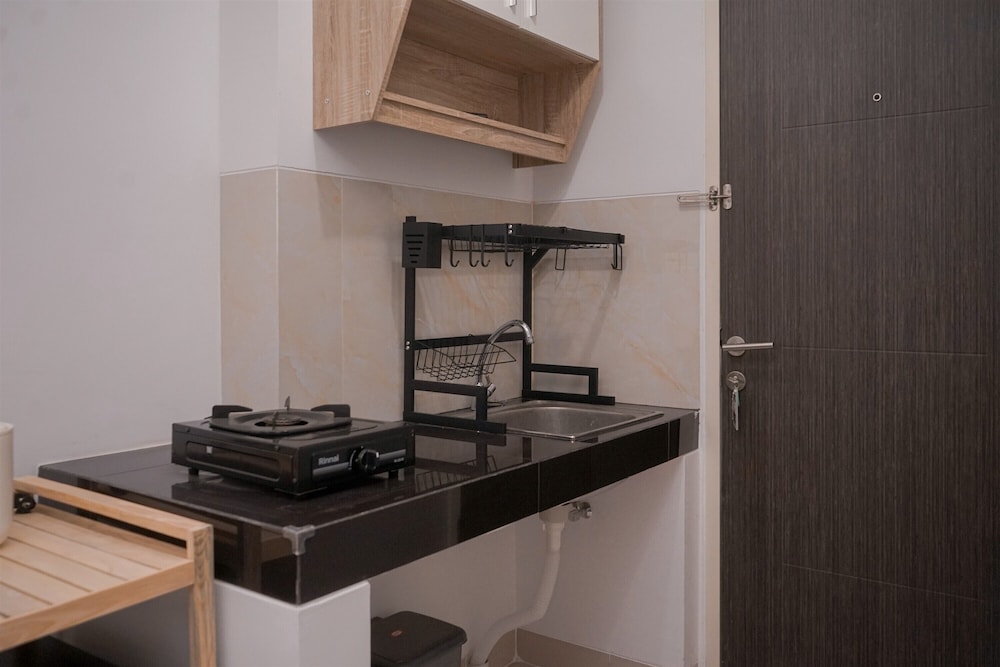 Cozy And Warm Studio At Serpong Garden Apartment