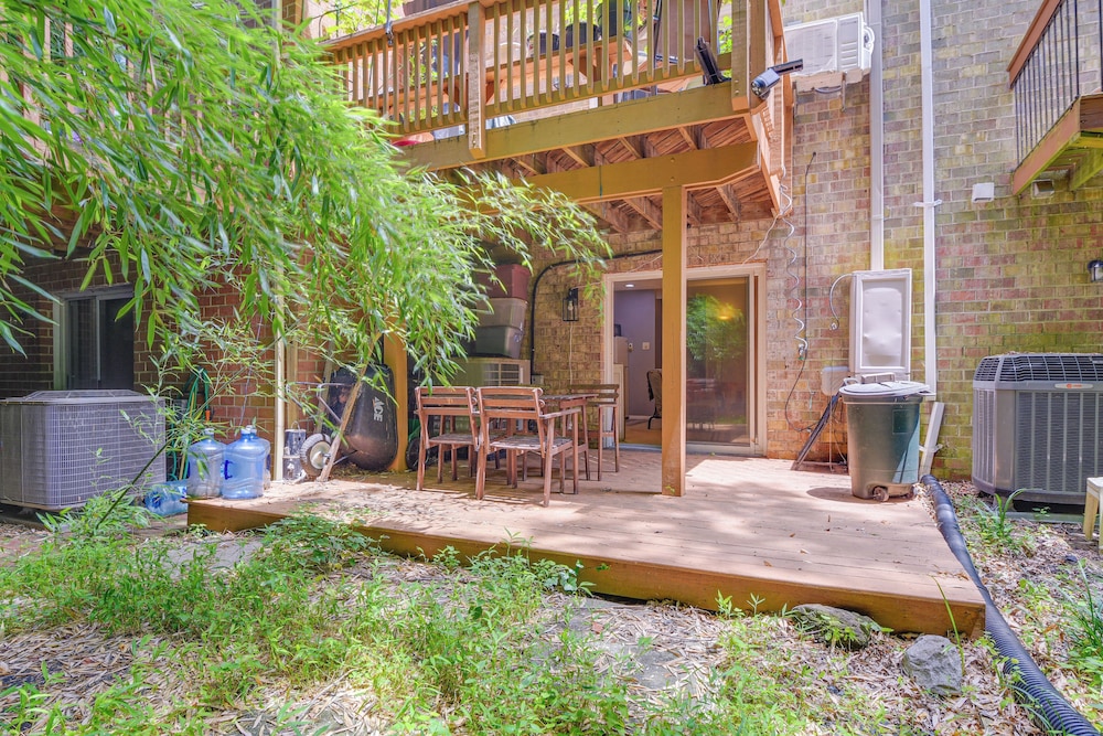 < 25 Mi to Downtown Baltimore & DC: Apt w/ Patio