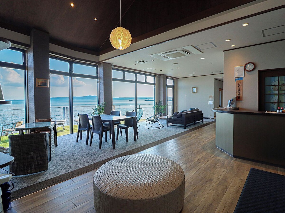 La・se・ri Resort & Stay