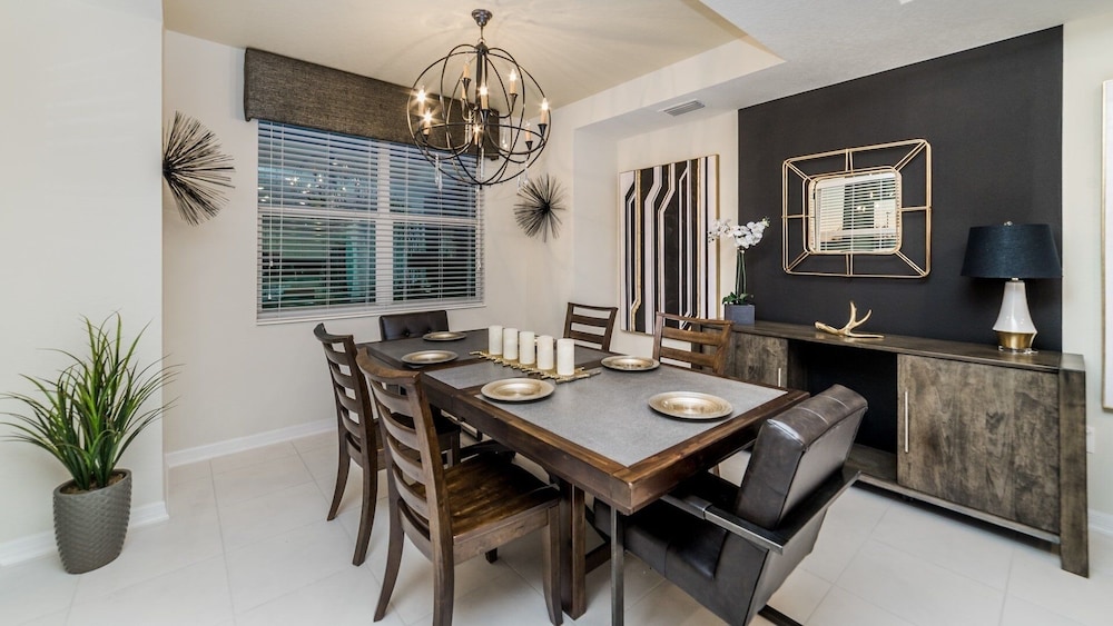 Storey Lake Resort 2 Bedroom Condo w Balcony and Amenities 2 Condo