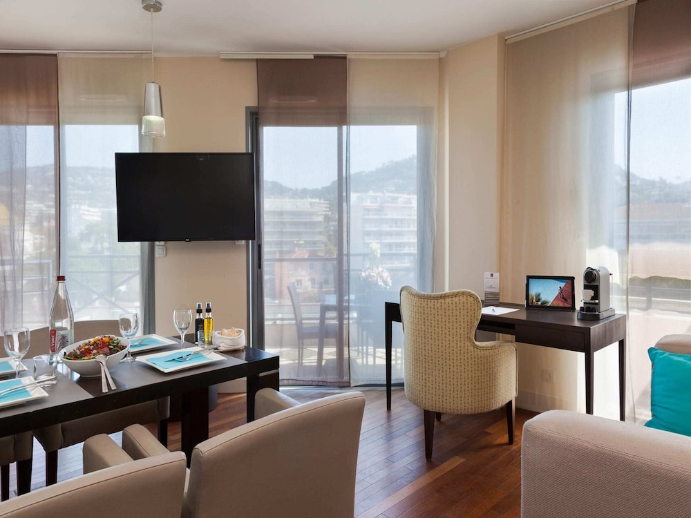 Executive Suite With Fast Wifi, Terrace