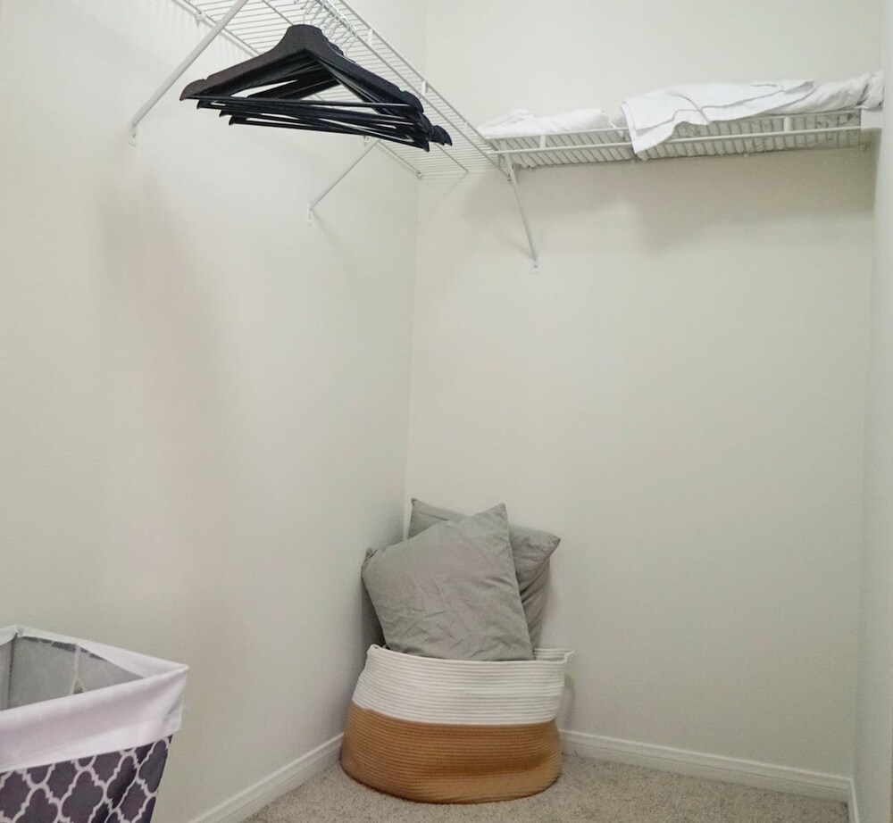 Cozy 2-br Home Near Disneyland Pool Hot Tub GYM