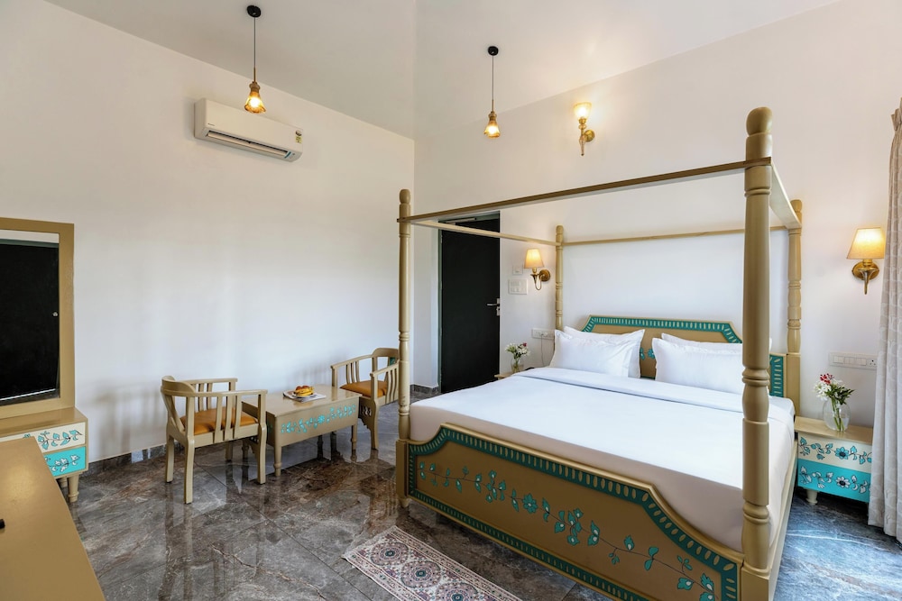 Merriment Luxury Resort & Private Pool Villa, Abu Road
