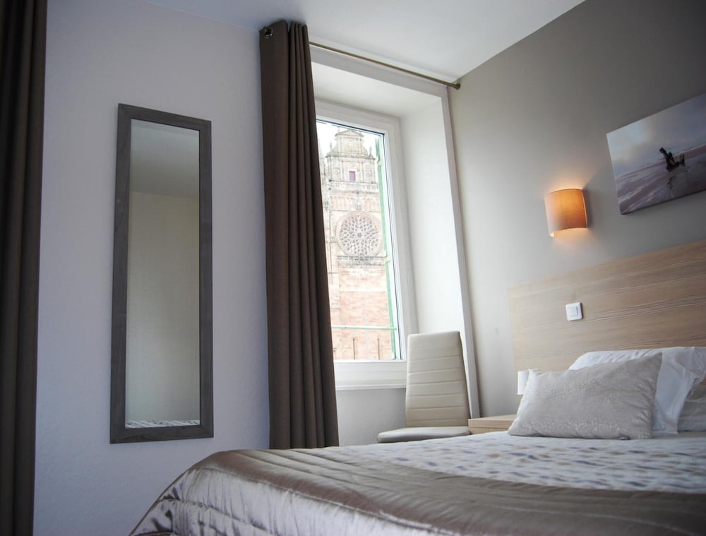 Rodez Vacations - Hotel du Midi - Property Image 6