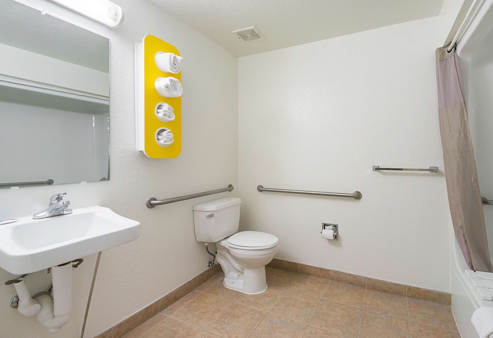 Motel 6 San Antonio, TX - Sea World North