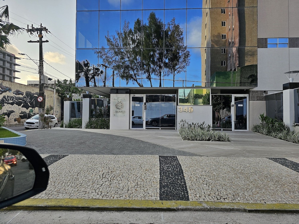 Aquarius Residence