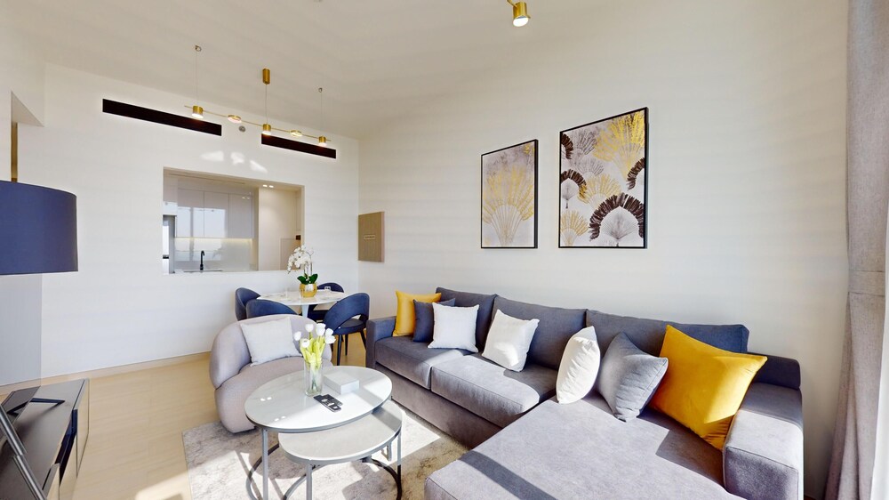 Primestay - 2BR in Binghatti Crest - JVC