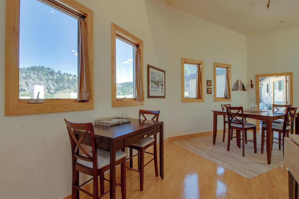 City 1BR Mtn-view Rocky Mountain National Park