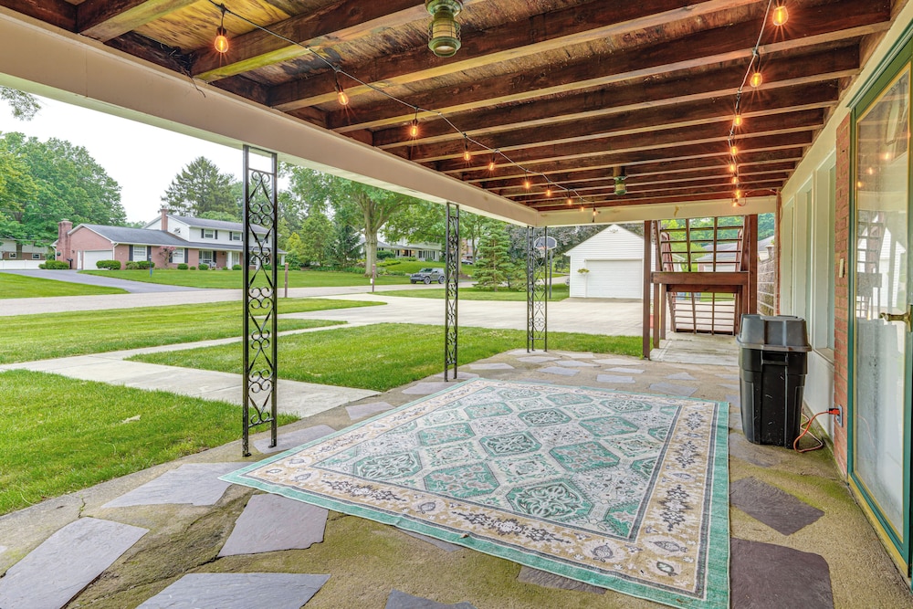 3 Mi to Pro Football Hall of Fame: Home w/ Yard!