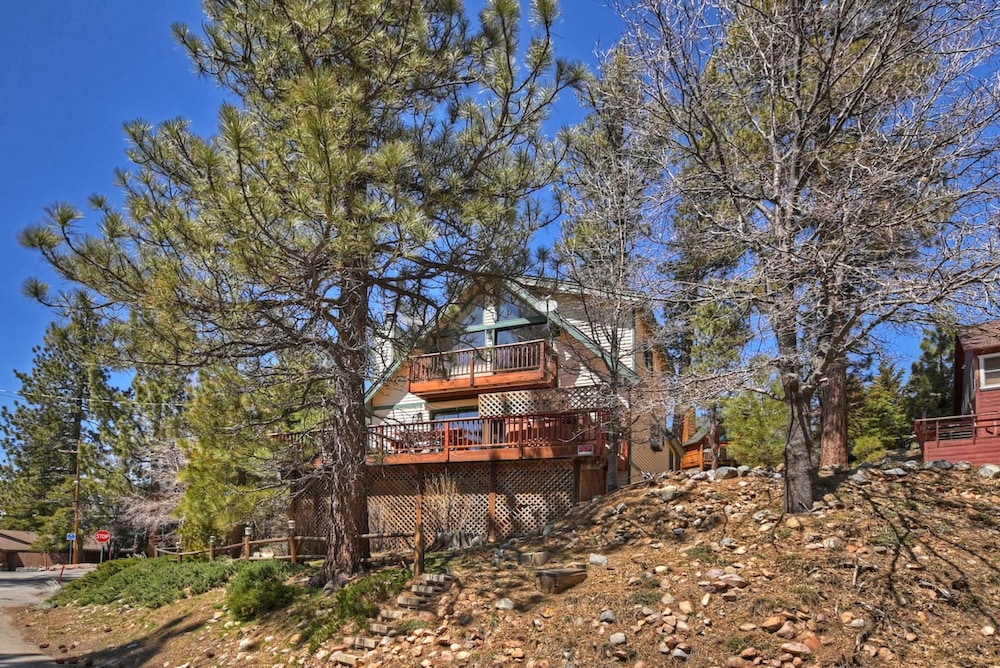 Bear Canyon Cabin Beautiful Views HotTub