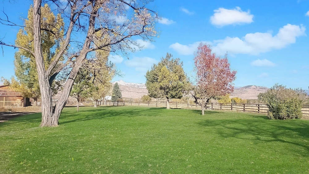 Timeless Mesa Hideaway 2 Bedroom Cabin