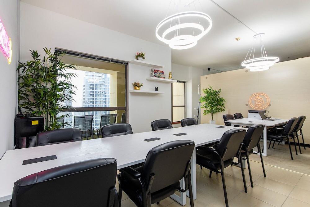 meeting & event spaces