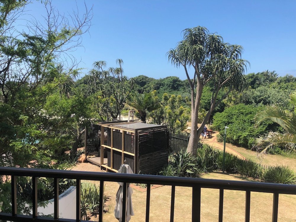 Studio Resort Apartment - Sleeps 2 - Beachside