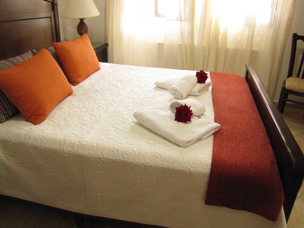 Webooking Konstantinos Villa view 3