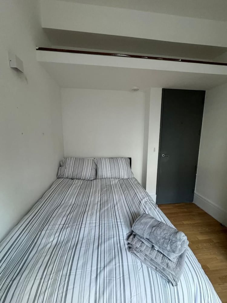 Briggate Bliss Apartment in Leeds view 3