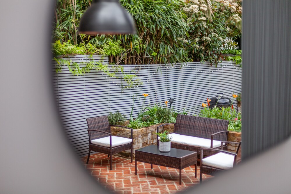 outdoor bbq area