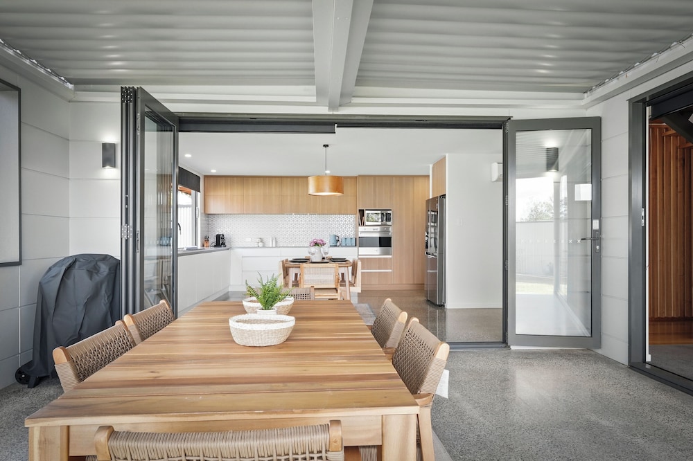 Beautiful Balook - 3 Bedroom Beach House