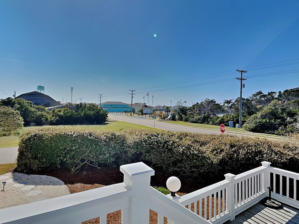 The Shell Collector by Topsail Realty