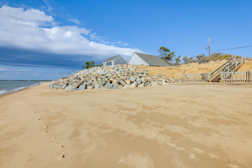 Eastham Beach House w/ Bay Views & Beach Access!