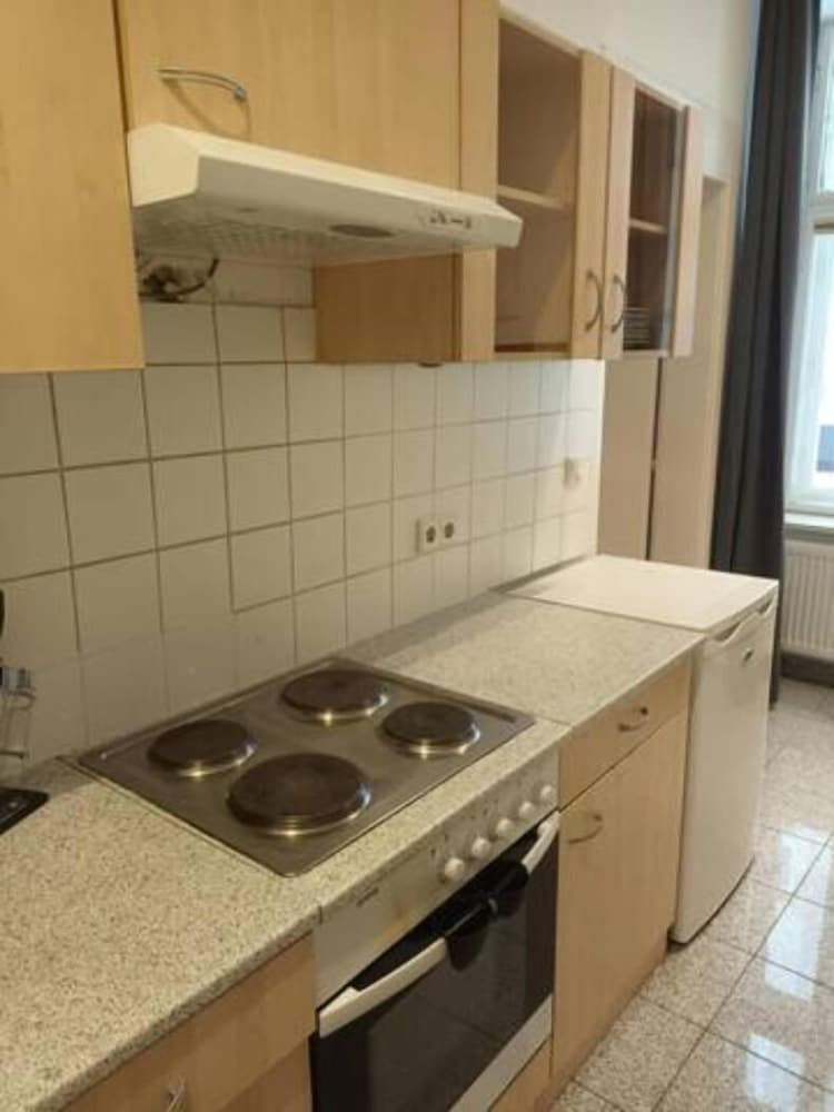 Designer Apartment - 5 min to Center
