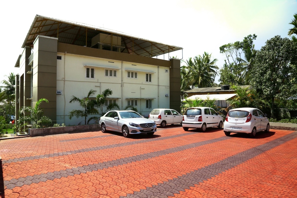 Wayanad Cliff Apartment Hotel