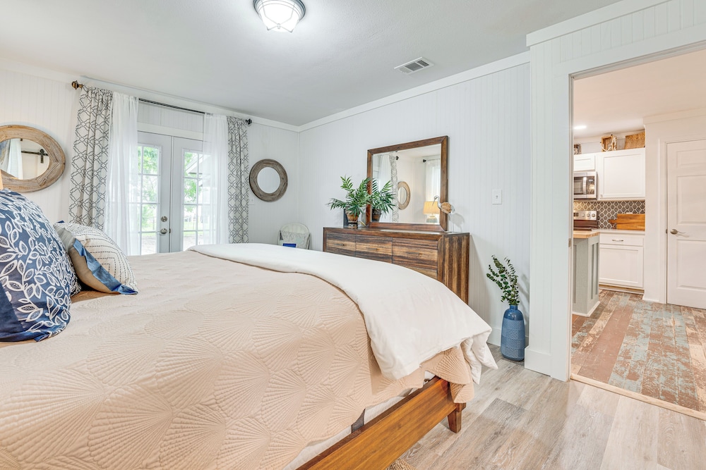 Walk to Boat Ramp: Newly Remodeled Seadrift Home!