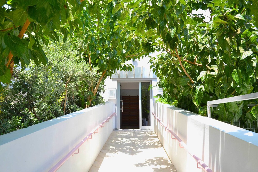 Napian Suites
