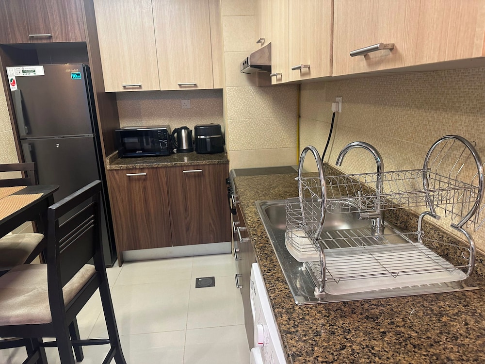 Modern 1BR w Pool and Parking At Roxana Residence