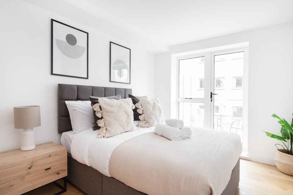 Fitzrovia 1BR with Balcony by Soho