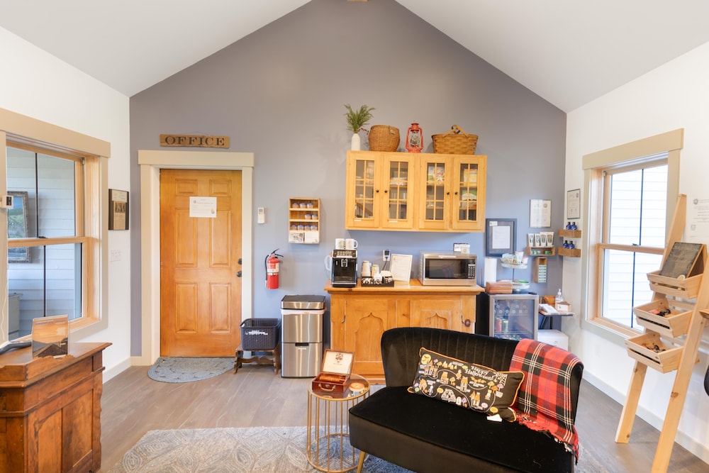 The Birch & Berry Inn
