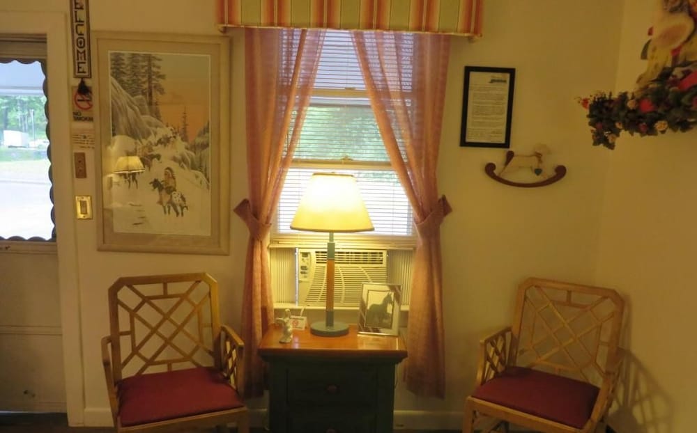 Lake Winnipesaukee Motel