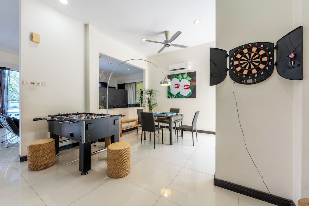 38Pax Flame of the Forest Retreat Villa KL by Verano