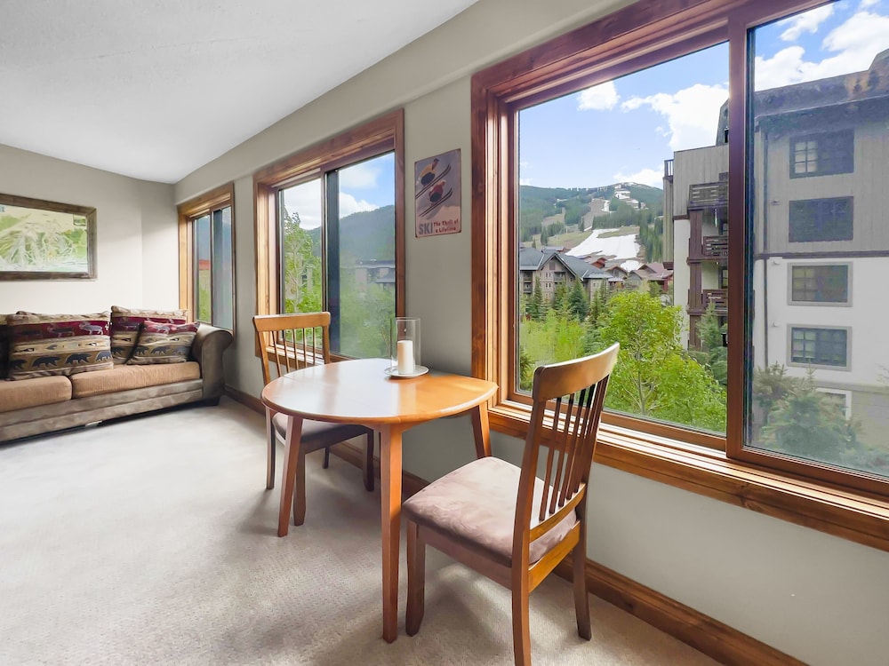 SkyRun Copper Mountain Resort Vacation Lodging