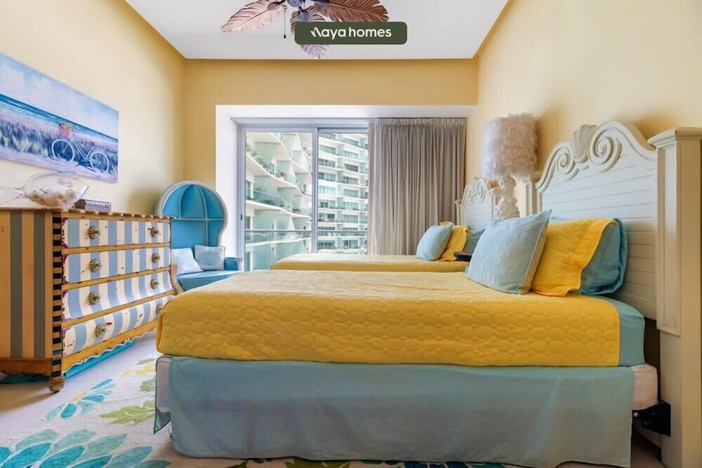 Oceanview 3BR Apt With Beach Access - Pools - Gym